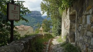 Où sont les toilettes publiques à Sisteron ?
